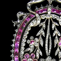 帝政ロシア時代　ルビー・ダイヤモンドのガーランド様式アンティークペンダント